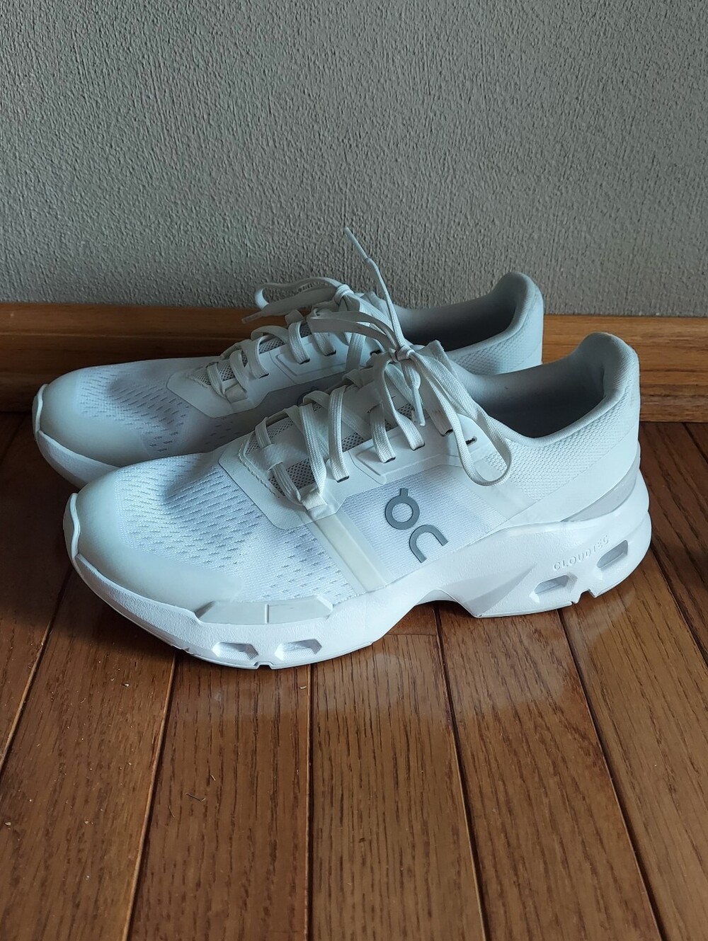 On Running Running Cloudnova Women's White Performance Sneakers Size 8